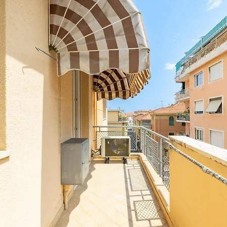 Englishouse - 400mt Da Piazza Del Mercato Διαμέρισμα *
